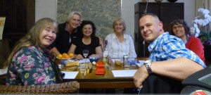 Hartleijk welkom op onze fandag. Vergeet geen kaart te bestellen. Ook de programering van deze dag staat op waarkeekjijvroegernaar.nl